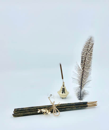 Saffron and Sandalwood Incense Sticks - Haven Botanical