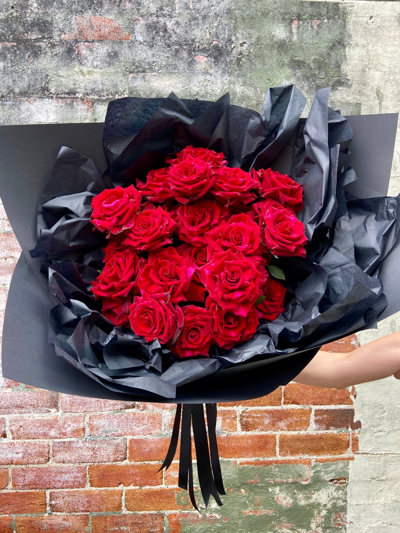 Long stemmed red roses - Valentine's Day - Rose bouquet - Haven Botanical