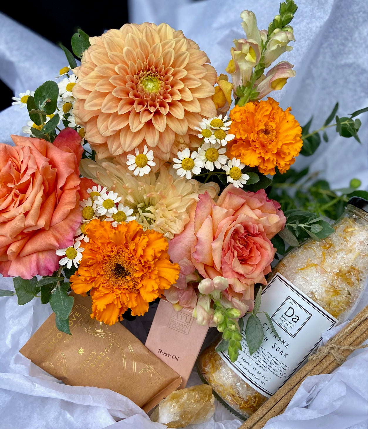 The Sun Goddess Gift Box - Haven Botanical - Loco love - Ayu rose oil