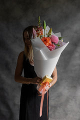 The Gesture posy - Haven Botanical- Byron Bay florist - Mullumbimby florist - Byron Bay flower delivery - Loco Love Chocolates